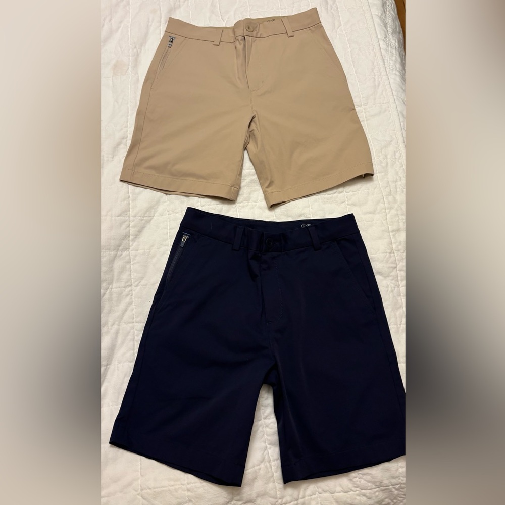 *LIKE NEW* Vineyard Vines Performance boy’s shorts.  Tan and Navy Size 16